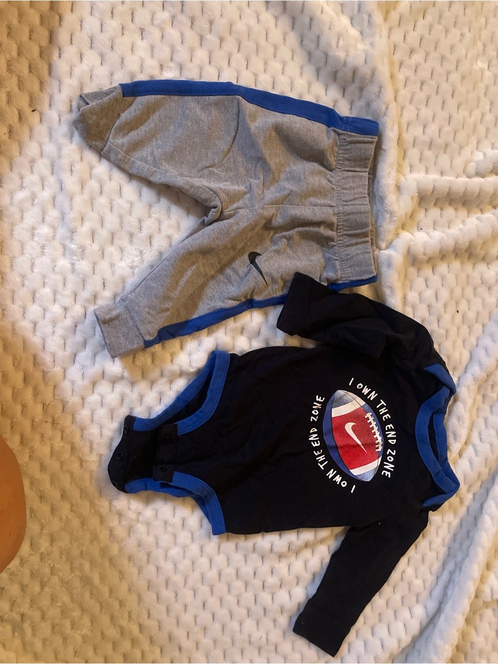 Nike Navy & Gray Baby Romper and Joggers Set